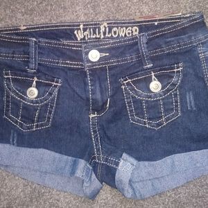 New Wallflower Charlotte russe jean shorts size 4